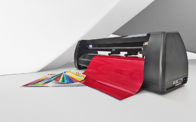 Tagliatore pellicole disponibile in larghezza 721mm (MRCUT-721) e 1350mm (MRCUT-1350). Si consiglia di acquistare flexi 12.0 (MRSOF), che lo rende più facile da usare. Animazione Tagliatore pellicole